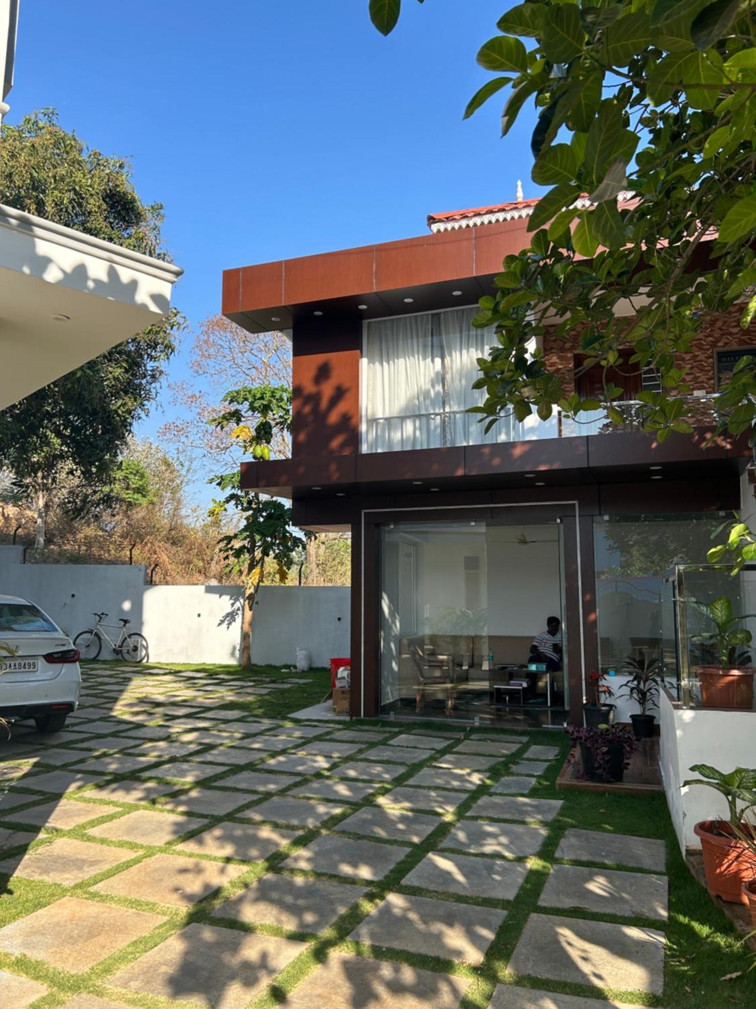 Sapphire Stayss Yelagiri Exterior photo